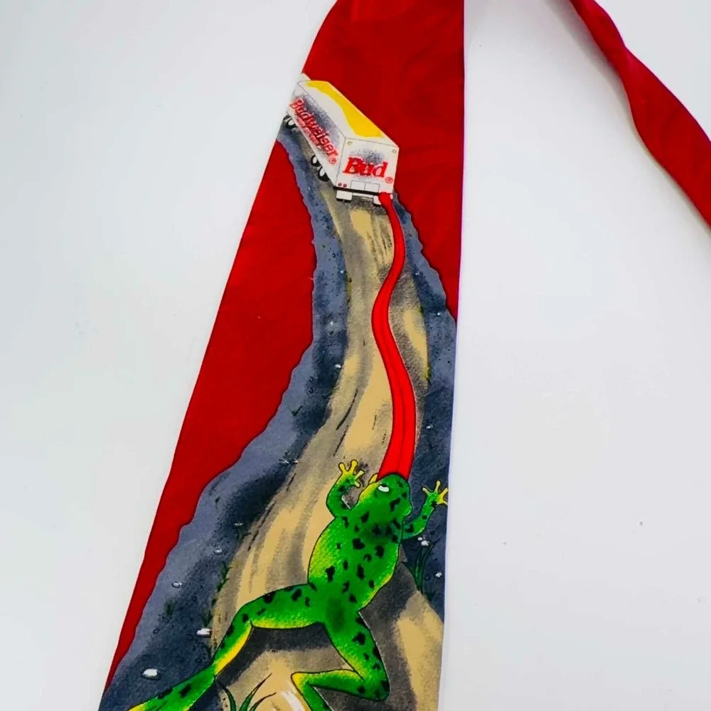 Vintage 1996 Budweiser Frogs Novelty Silk Necktie Genuine Collection Ribbit Beer
